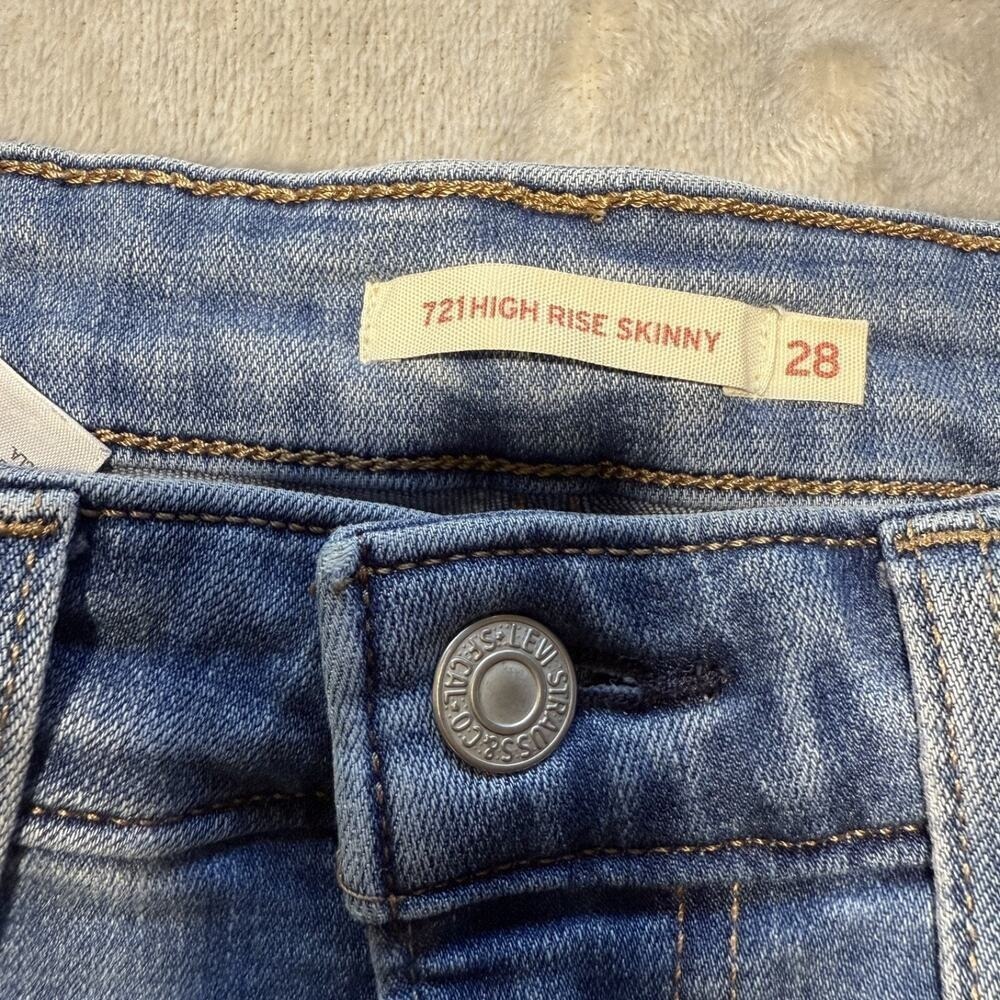 Levi's 721 Jeans Womens 28 x 28 Denim Blue High Rise Skinny Distressed Stretchy - Picture 6 of 13